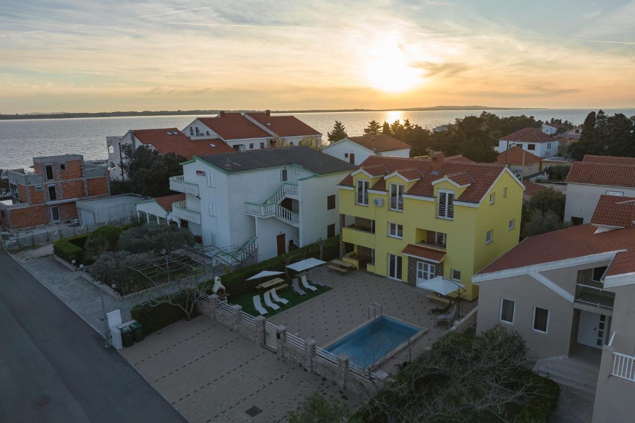 Apartments Oliva Врси Екстер'єр фото