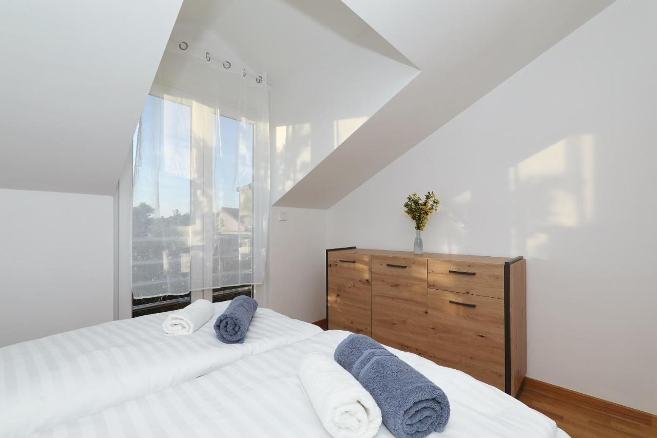 Apartments Oliva Врси Екстер'єр фото