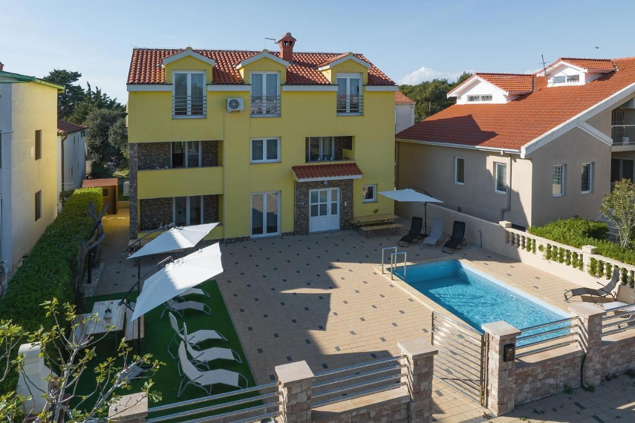 Apartments Oliva Врси Екстер'єр фото