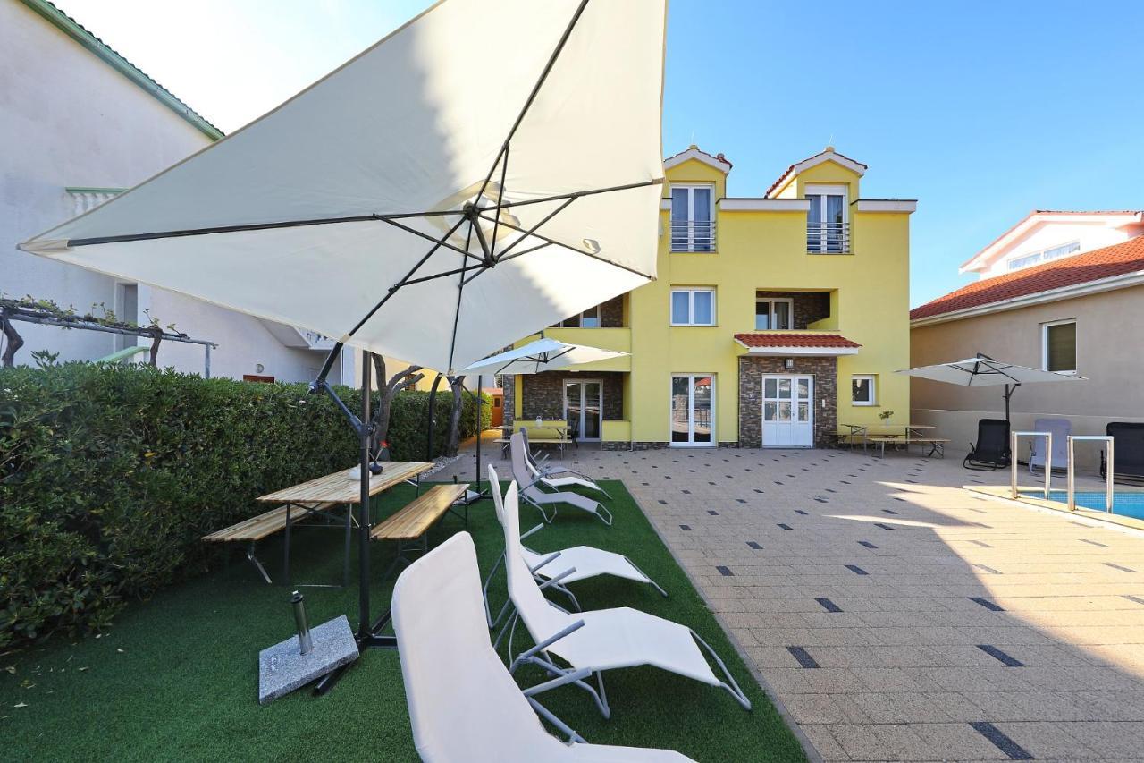 Apartments Oliva Врси Екстер'єр фото