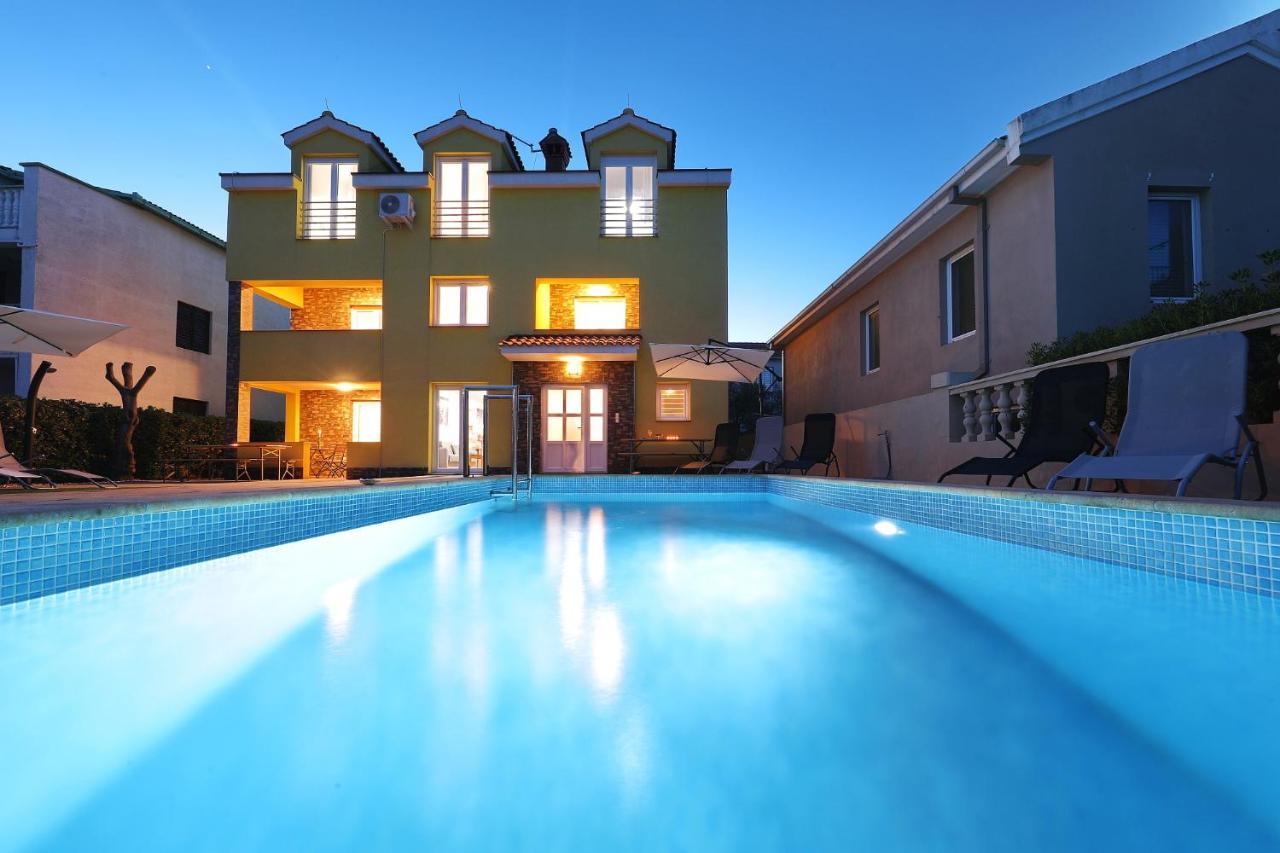 Apartments Oliva Врси Екстер'єр фото